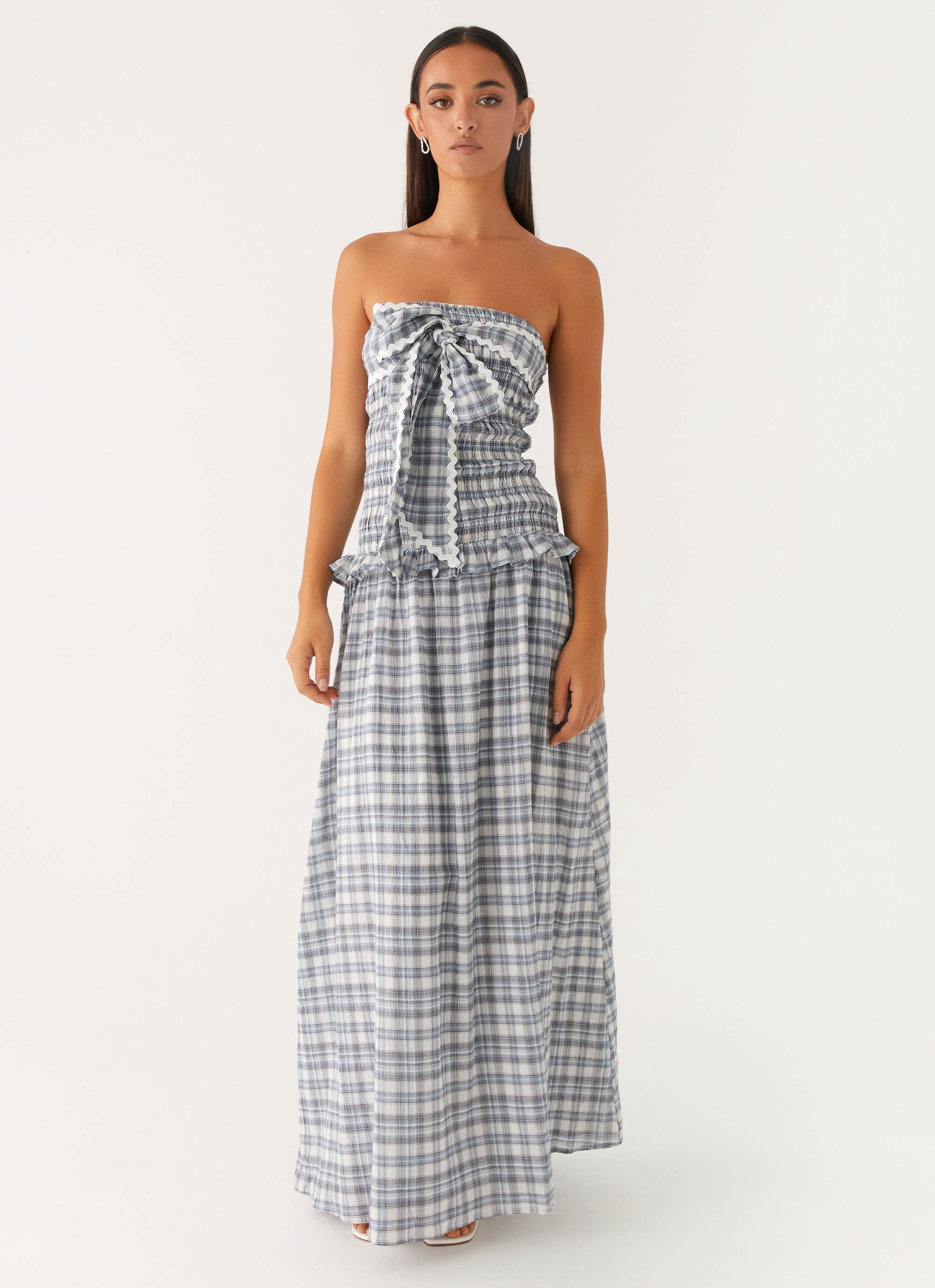Alternative view of Malia Shirred Maxi Dress - Blue Grey Check